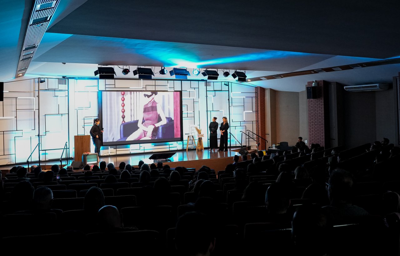 Fitemavest | Fitemavest lança Guia Têxtil da Serra durante evento de moda que reuniu quase 200 pessoas na CIC, em